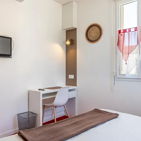 Espace Rennaissance 3*